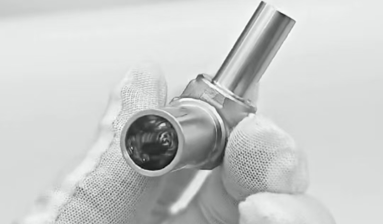 Stainless steel pipes, conduits, and fittings